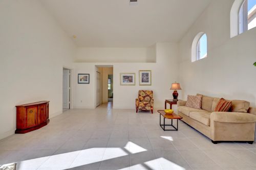 208 River Walk, Fort Pierce FL 34949-8887 exterior