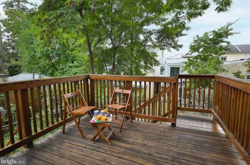 4324 Fleming St, Philadelphia PA 19128-4808 exterior