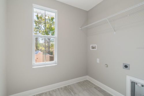 3005 Crest Ave, Tampa FL 33614-6710 exterior