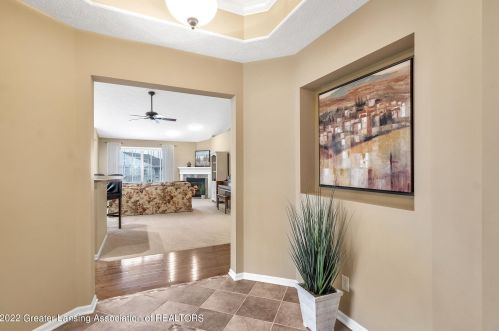 4106 Presidents Way, Dewitt MI 48820-7883 exterior