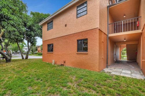 50 12th St, Boca Raton FL  33432-7317 exterior