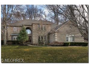 29979 Persimmon Dr, Cleveland, OH 44145-5103