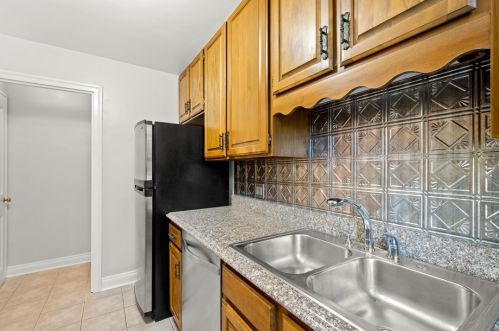 604 Olympia Rd, Pittsburgh PA  15211-1312 exterior