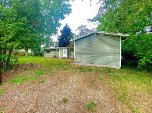 415 Escott St, Big Rapids MI  49307-1919 exterior