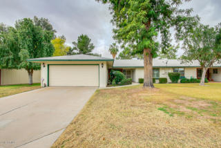 4915 Lake Point Cir, Phoenix, AZ 85044-2222