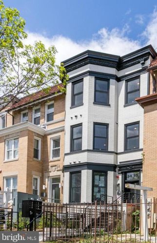1435 Clifton St, Washington DC  20009-4553 exterior