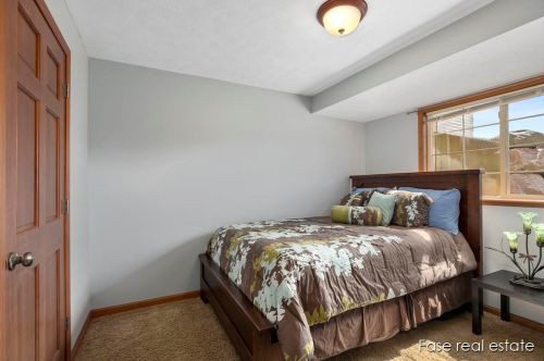 2155 Avalon Vw Dr, Cedar Springs MI 49319-7926 exterior