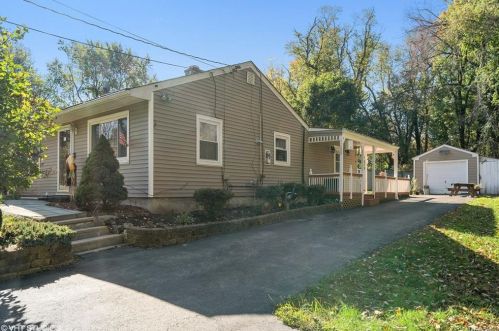 30 Forshee St, Monroe, NY 10950-4102