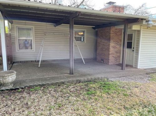 1718 Dartmouth Ave, Austin TX 78757-1314 exterior