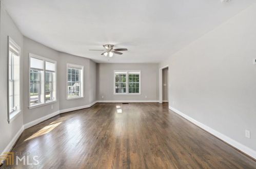 54 Chappell Rd, Atlanta GA  30314-2579 exterior