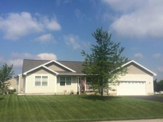 3325 Colonial Dr, Traverse City MI  49685-6933 exterior