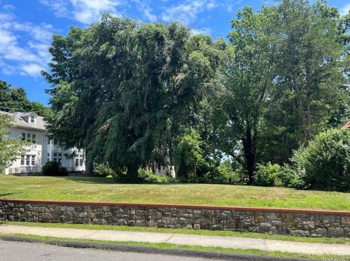 131 Esplanade, Mount Vernon NY 10553-1116 exterior