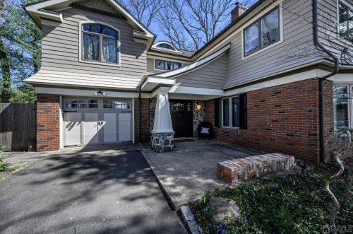 3811 Park Ave, Edison, NJ 08820-2503