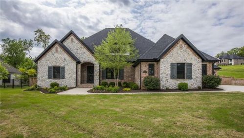 4049 Legacy Dr, Springdale AR  72762-7488 exterior