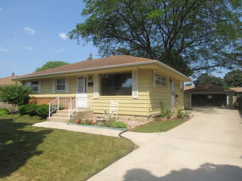 3430 75th St, Milwaukee, WI 53219-3803