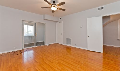 3441 Keating Ave, Chicago, IL 60641-3743