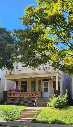 2229 41st St, Milwaukee WI 53208-1304 exterior