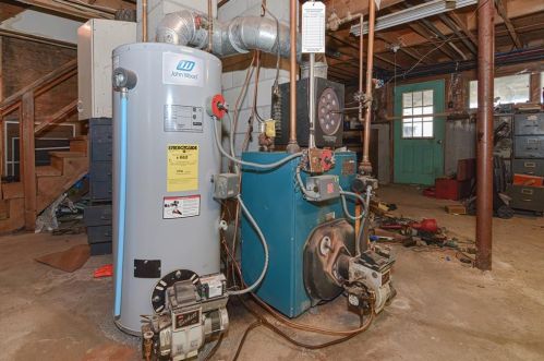 210 Greenhouse Rd, Coventry RI 02827-2101 exterior