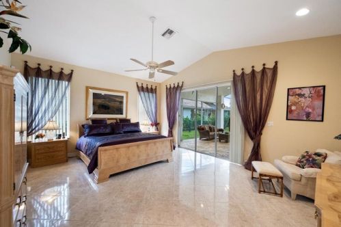 6638 Newport Lk Cir, Boca Raton FL 33496-3001 exterior