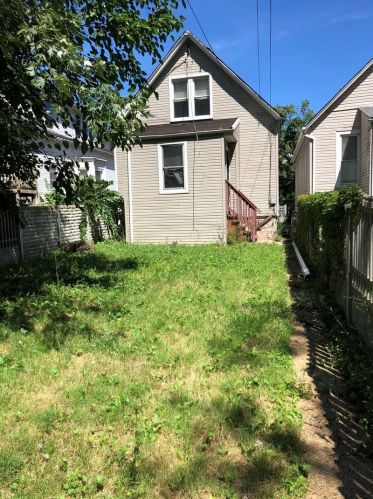 129 111th Pl, Chicago, IL 60628-4203