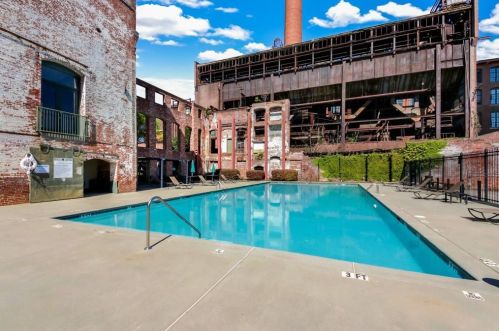 170 Boulevard, Atlanta GA  30312-2325 exterior