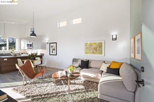 1429 10th St, Berkeley CA 94710-2328 exterior