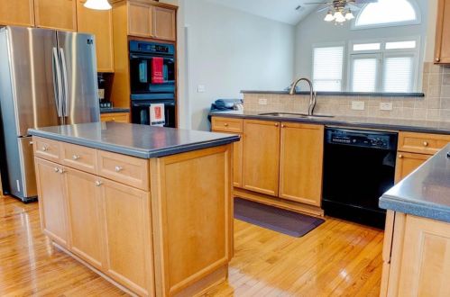 4101 Glen Vista Ct, Duluth GA 30097-7651 exterior