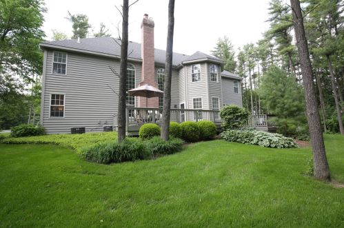 3907 Terry Ave, Bull Valley IL exterior