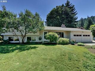 3930 146 Ave, Portland OR  97236-2531 exterior