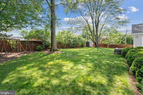 6543 Chesterfield Ave, Mc Lean VA  22101-5231 exterior