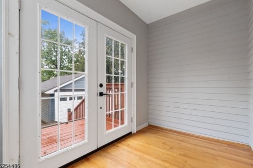 72 Hughes St, Maplewood NJ  07040-3304 exterior