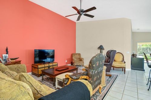 4596 Pasadena Ct, Naples FL 34109-1371 exterior