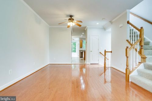 7541 Great Swan Ct, Alexandria VA 22306-2275 exterior