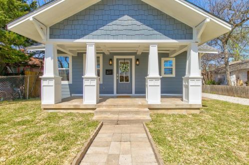 2427 Catherine St, Dallas, TX 75211-5326