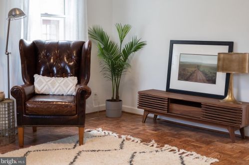 2016 21st St, Arlington, VA 22201-3607