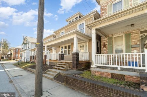 719 York St, Hanover, PA 17331-3365