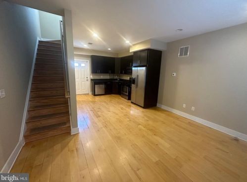 623 Clarion St, Philadelphia PA  19147-1834 exterior