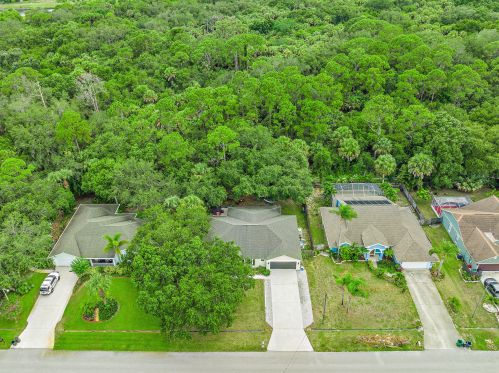 1732 Leafy Rd, Fort Pierce FL 34953-1355 exterior