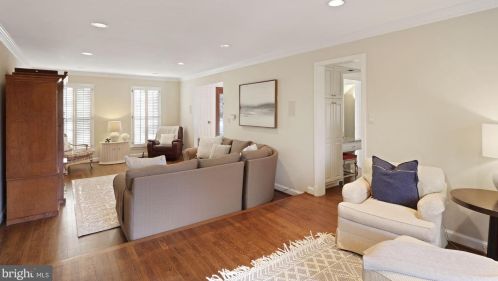 1539 Blue Meadow Rd, Rockville MD 20854-2622 exterior