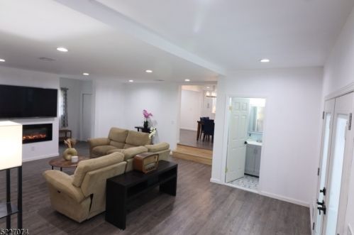 115 Scudders Rd, Sparta NJ  07871-3536 exterior