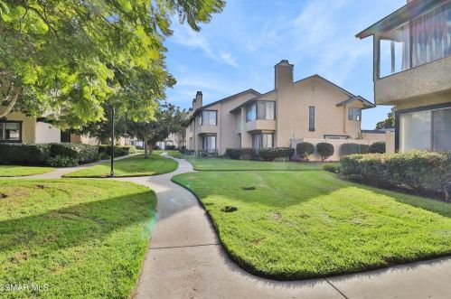 5239 Perkins Rd, Oxnard CA 93033-8358 exterior