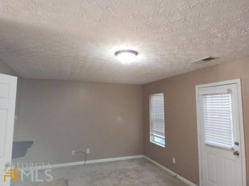 1732 Redan, Lithonia GA  30058-2610 exterior