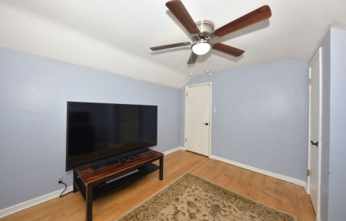 925 98, Milwaukee WI 53214-2634 exterior