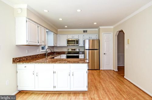 4543 Sawgrass Ct, Alexandria, VA 22312-3151