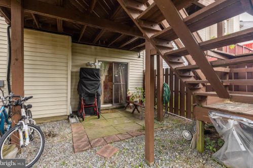 15 Hunters Gate Ct, Silver Spring MD 20904-1827 exterior