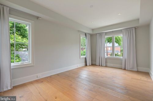 4929 Sherier Pl, Washington DC  20016-3319 exterior