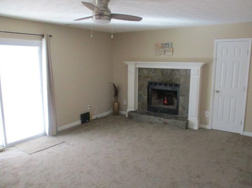 7025 Birling Dr, Atlanta GA 30349-4708 exterior