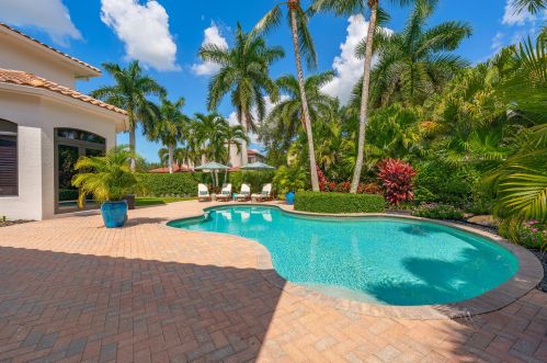 17830 Monte Vista Dr, Boca Raton FL  33496-1054 exterior