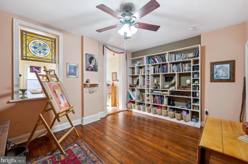 402 Olive St, Media PA 19063-2812 exterior