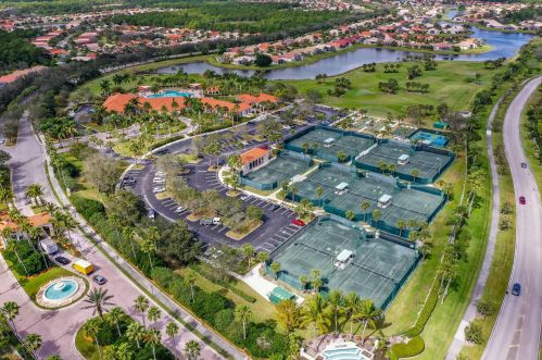 426 Springview Loop, Fort Pierce FL  34986-2663 exterior